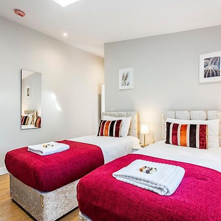 South Woodford 2 Bed En-Suite House London Exteriör bild